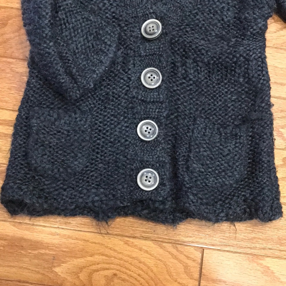American Rag sweater - Picture 4 of 4